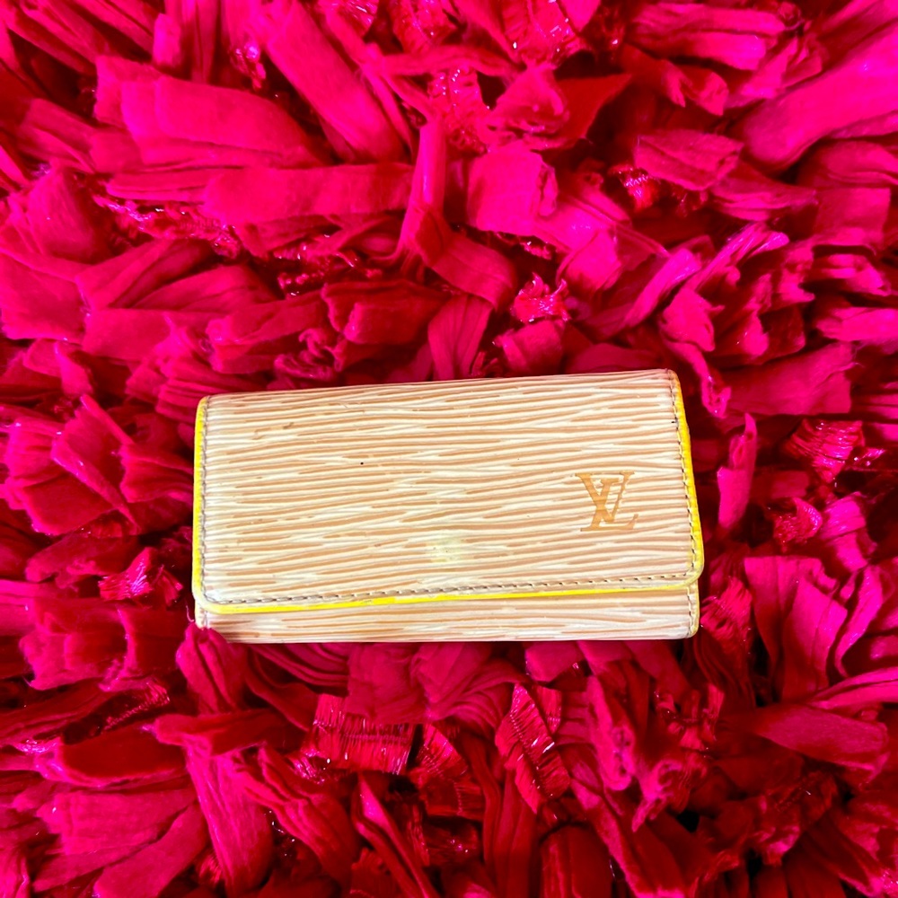 LOUIS VUITTON EPI Yellow 4 ring key holder.